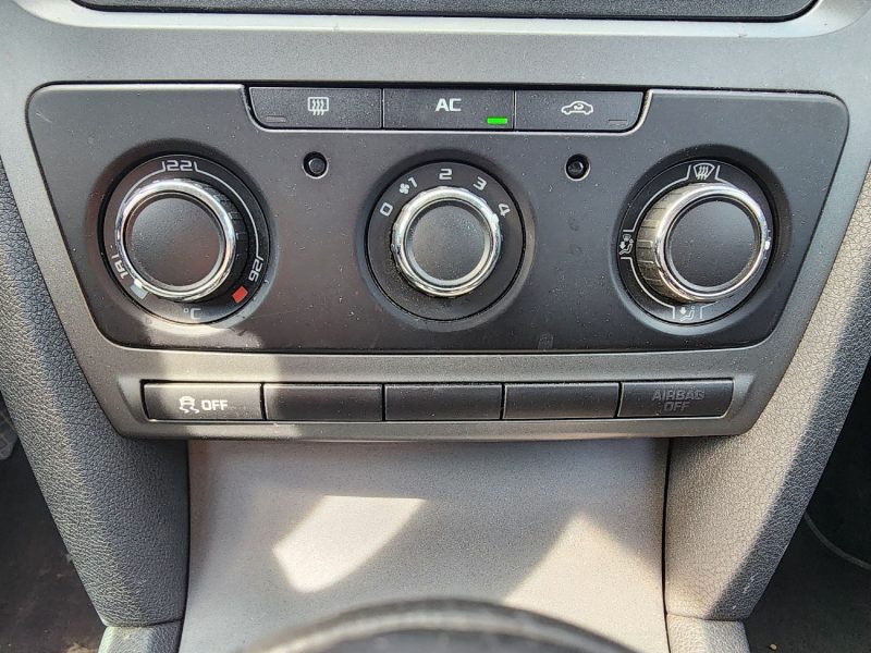SKODA OCTAVIA 1,6 TDI 105 2010