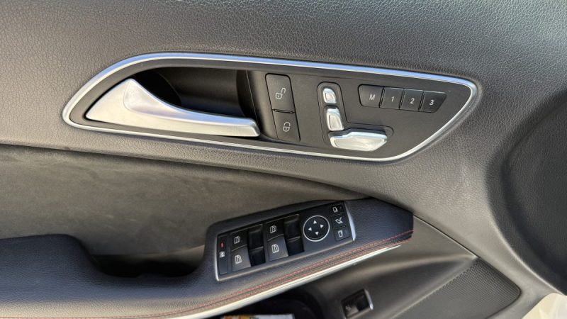 MERCEDES GLA 220 D / 170CV FASCINATION 4MATIC 2019