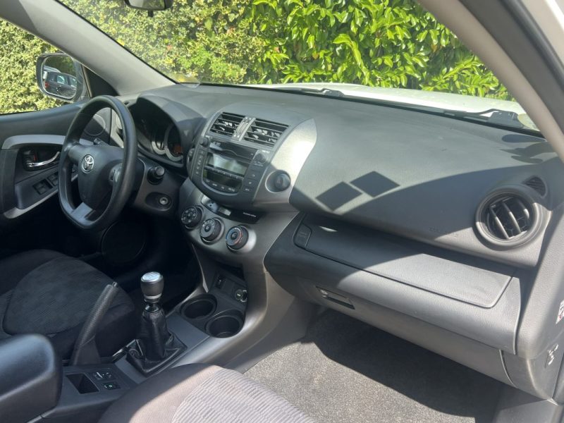 Toyota RAV4 2.2l D-4D Life 150ch 4X4 - Garantie 6 mois