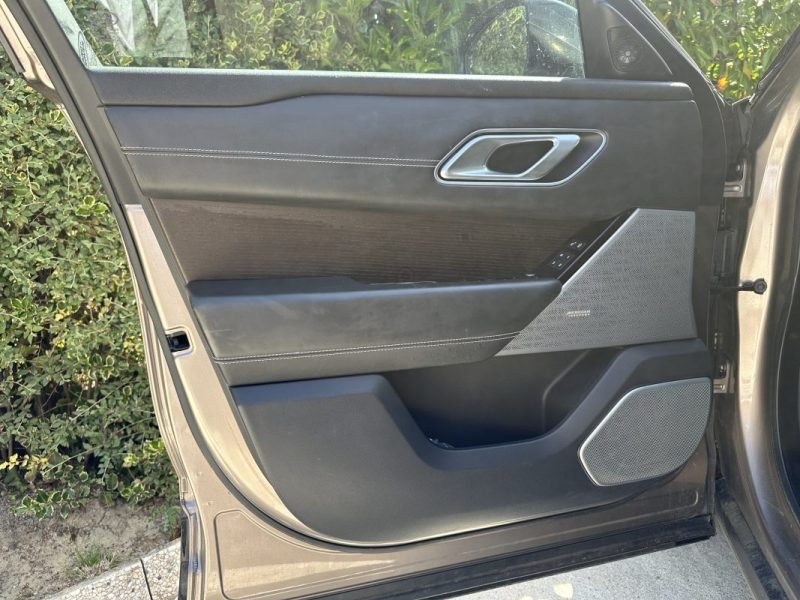 Range Rover Velar 3.0l SDV6 4X4 R-Dynamic 300ch - Garantie 6 mois