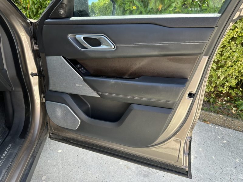 Range Rover Velar 3.0l SDV6 4X4 R-Dynamic 300ch - Garantie 6 mois