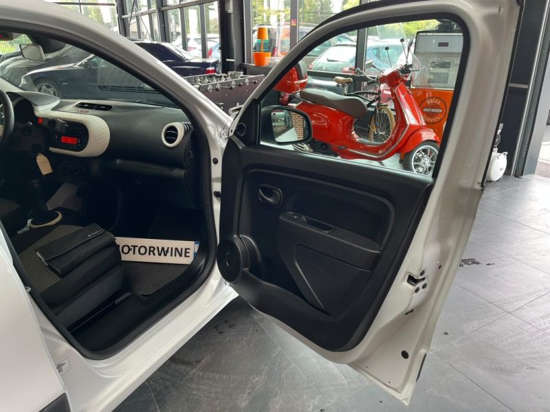 🚗 RENAULT TWINGO III 1.0 SCE 65ch ⚙️ LIFE 📱 Bluetooth 📊 34 500 km