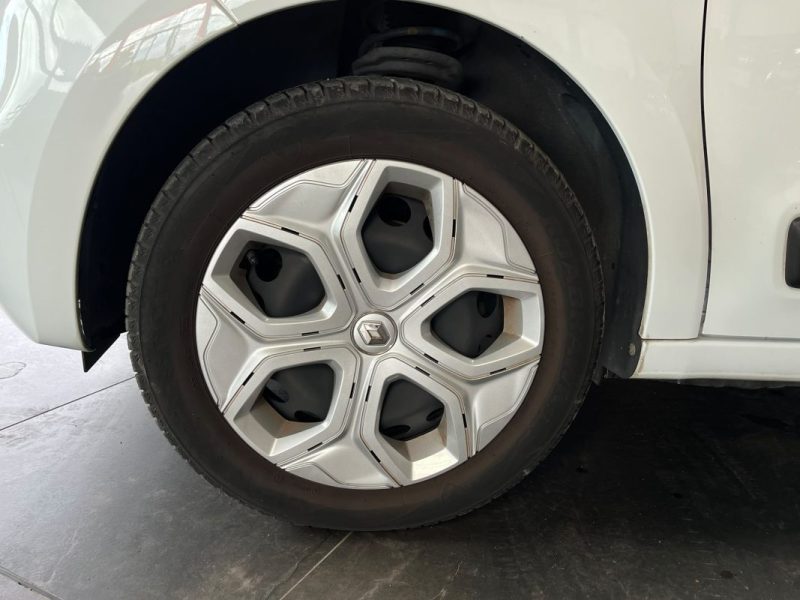 🚗 RENAULT TWINGO III 1.0 SCE 65ch ⚙️ LIFE 📱 Bluetooth 📊 34 500 km