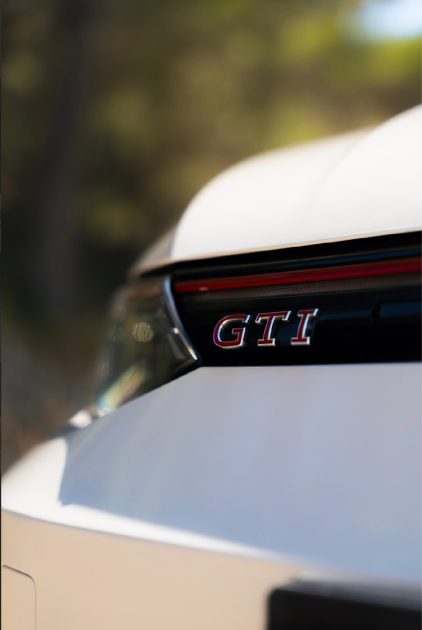 VOLKSWAGEN GOLF 8 GTI 245CH /TOIT OUVRANT/