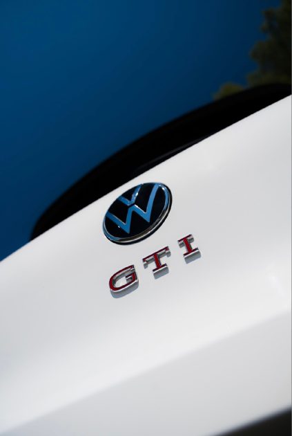 VOLKSWAGEN GOLF 8 GTI 245CH /TOIT OUVRANT/