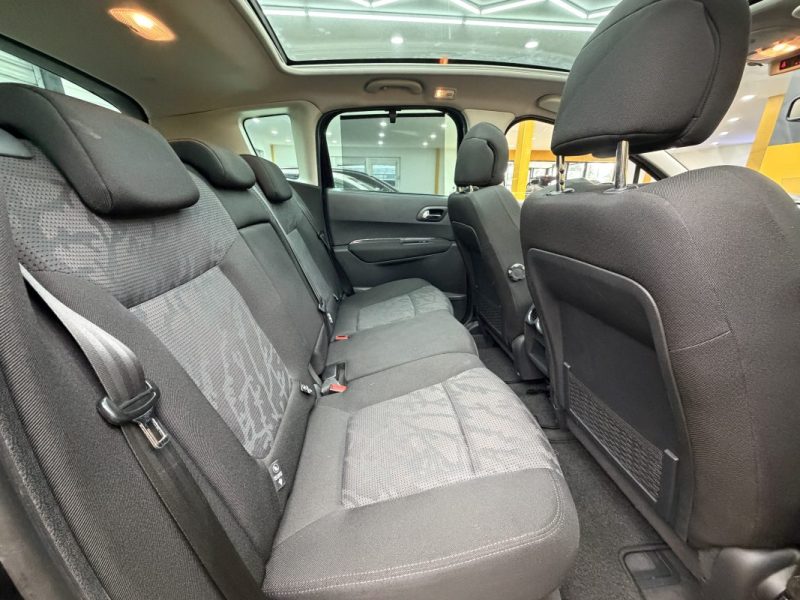 PEUGEOT 3008 1.6 HDI 16V 110CH PREMIUM PACK