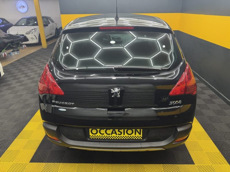 PEUGEOT 3008 1.6 HDI 16V 110CH PREMIUM PACK