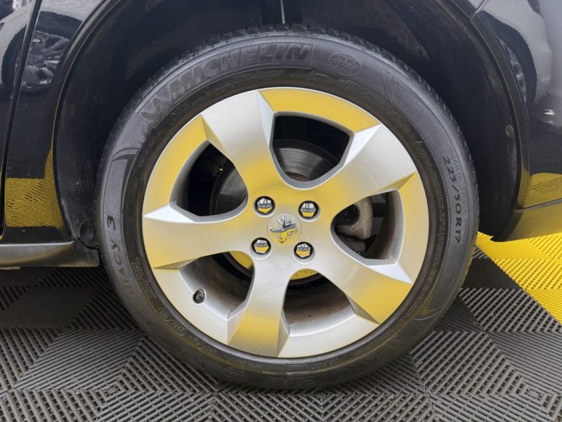 PEUGEOT 3008 1.6 HDI 16V 110CH PREMIUM PACK