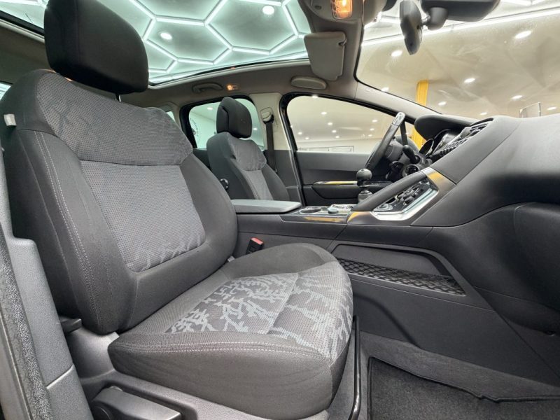 PEUGEOT 3008 1.6 HDI 16V 110CH PREMIUM PACK