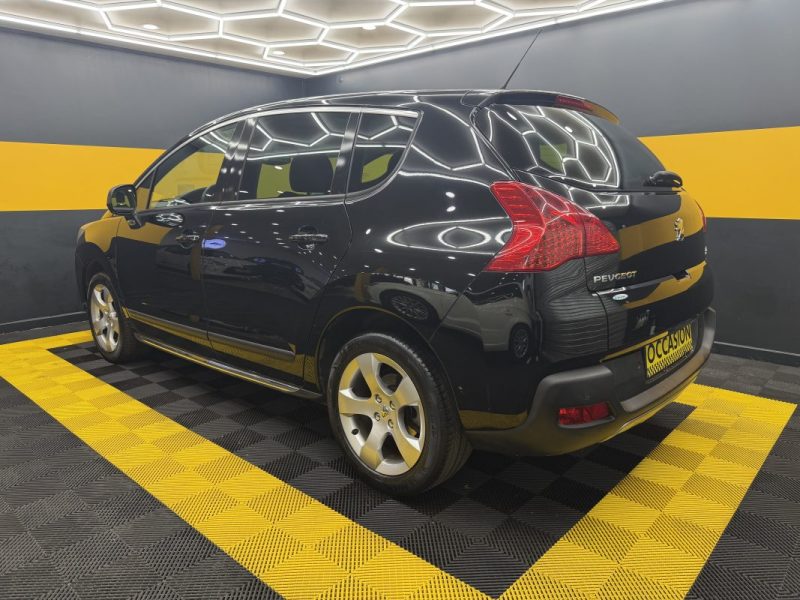 PEUGEOT 3008 1.6 HDI 16V 110CH PREMIUM PACK