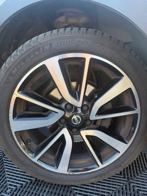 NISSAN Qashqai 1.6 DIG-T 163 TEKNA+ - Caméra 360 - Panoramique - Première Main 