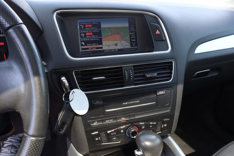 AUDI Q5 3.0 V6 240CH AVUS 