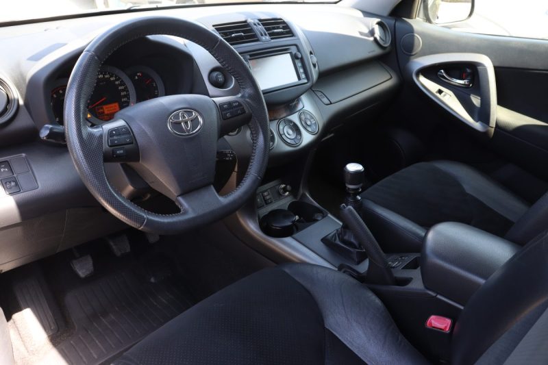TOYOTA RAV4 2.2 D-4D 150CV 4WD EXECUTIVE 