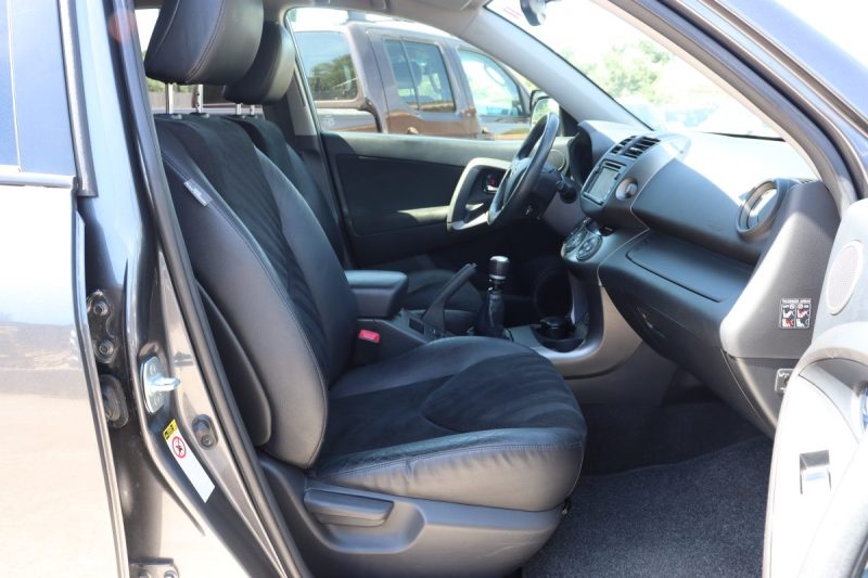 TOYOTA RAV4 2.2 D-4D 150CV 4WD EXECUTIVE 