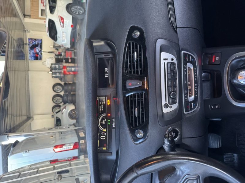 RENAULT SCENICIII GRAND 1.5 DCI 110 AUTHENTIQUE 5P 2013
