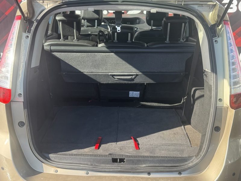 RENAULT SCENICIII GRAND 1.5 DCI 110 AUTHENTIQUE 5P 2013