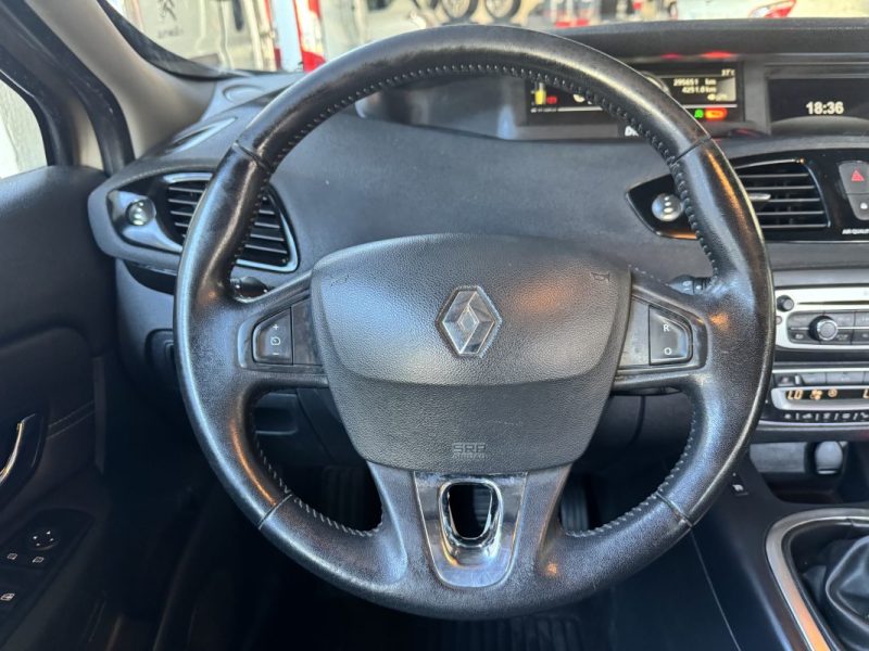 RENAULT SCENICIII GRAND 1.5 DCI 110 AUTHENTIQUE 5P 2013