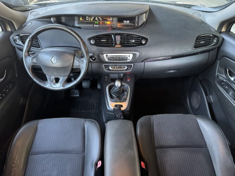 RENAULT SCENICIII GRAND 1.5 DCI 110 AUTHENTIQUE 5P 2013