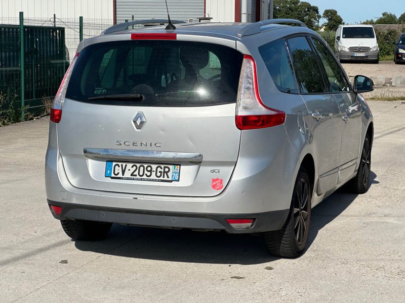 RENAULT SCENICIII GRAND SCENIC 1.5 DCI 110 BOSE 2013