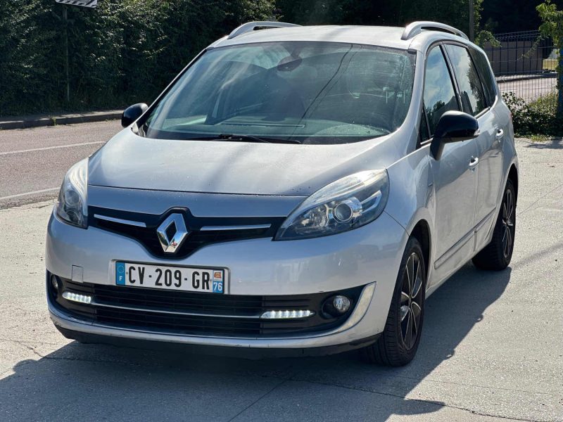 RENAULT SCENICIII GRAND SCENIC 1.5 DCI 110 BOSE 2013