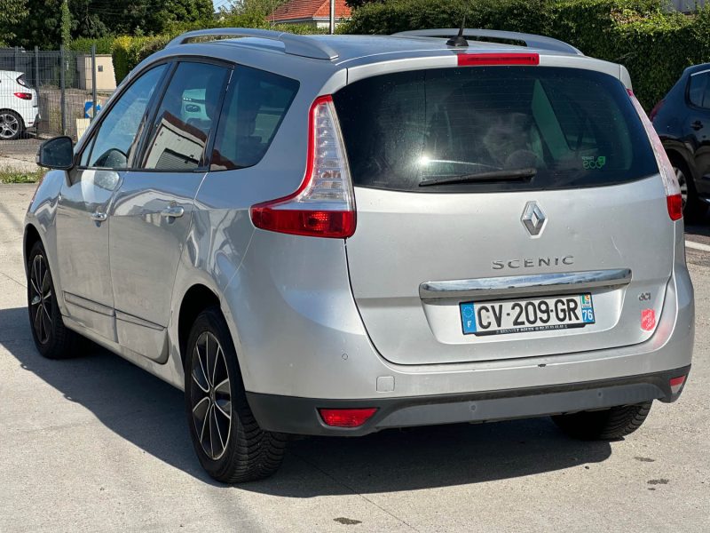 RENAULT SCENICIII GRAND SCENIC 1.5 DCI 110 BOSE 2013