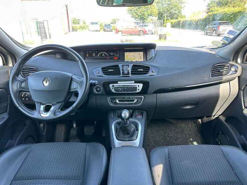 RENAULT SCENICIII GRAND SCENIC 1.5 DCI 110 BOSE 2013