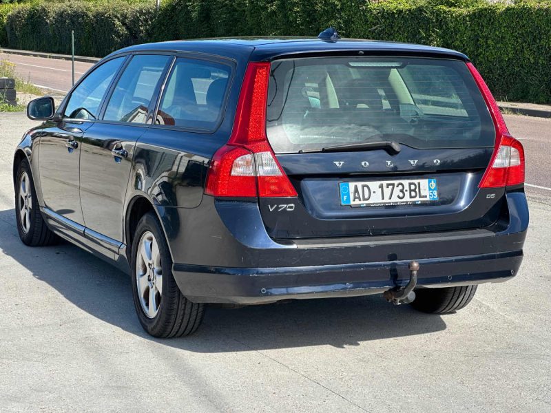 VOLVO V70 2.4 D5 KINETIC GEARTRONIC 