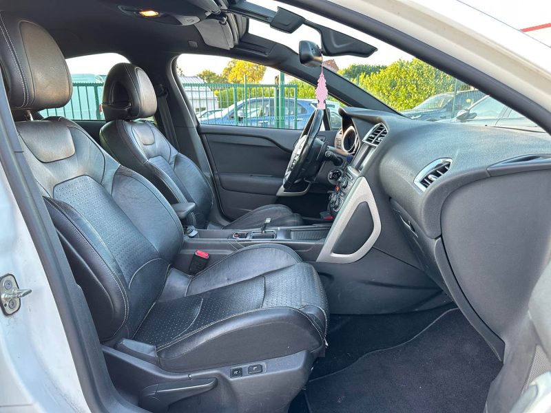CITROEN DS4 1.6 HDI 110 SO CHIC 