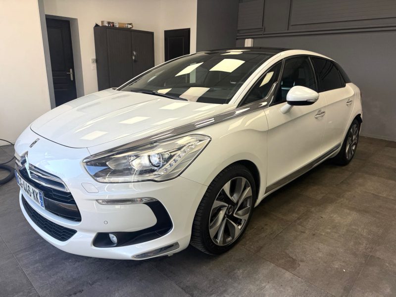 CITROEN DS5 2.0 HDI 160 CV  SPORT CHIC PREMIÉRE MAIN 2012