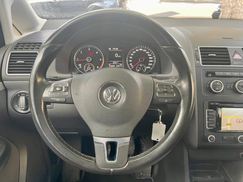 VOLKSWAGEN TOURAN 2.0 TDI 140 LIFE 7 Places