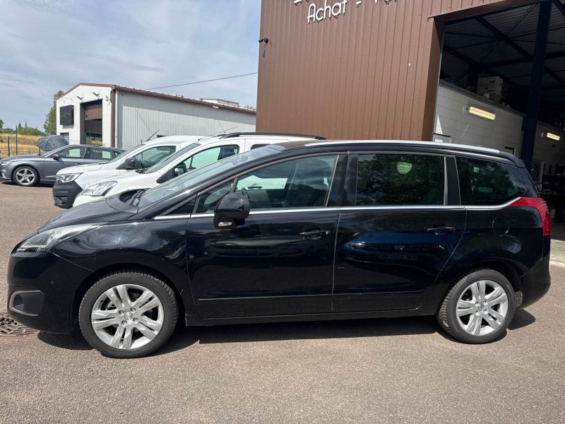 PEUGEOT 5008 1.6 BLUE HDI 120 ALLURE 7 PLACES 