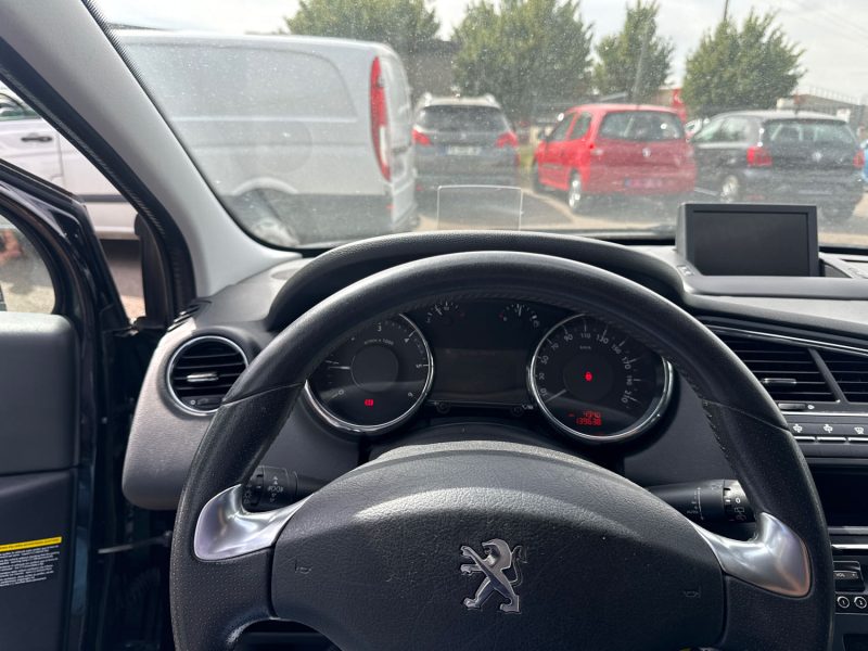 PEUGEOT 5008 1.6 BLUE HDI 120 ALLURE 7 PLACES 