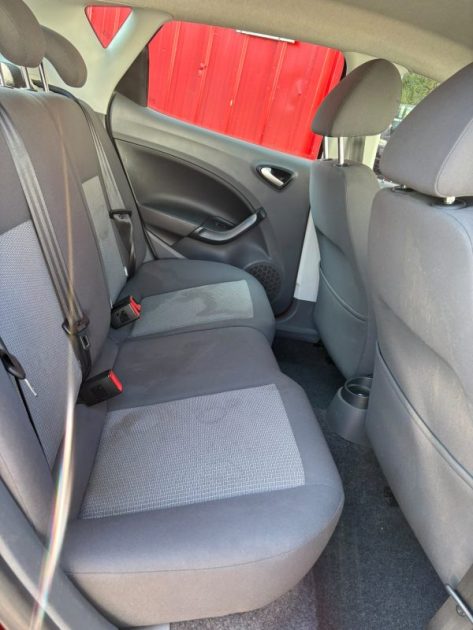 SEAT IBIZA IV SC 1.6 TDI 90 REFERENCE 2011