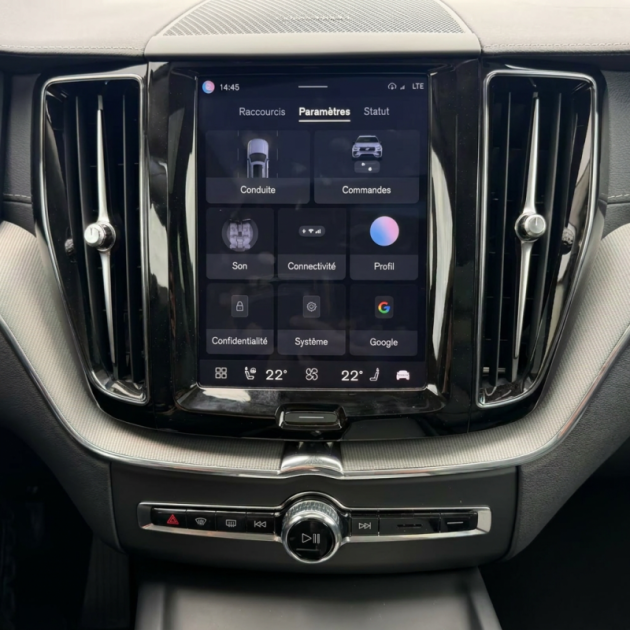 VOLVO XC60 ULTIMATE DARK RECHARGE PLUG-IN HYBRID AWD 2023