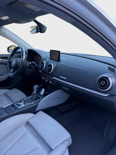 AUDI A3 2.0 TDI 184 AMBIENTE QUATTRO S TRONIC 