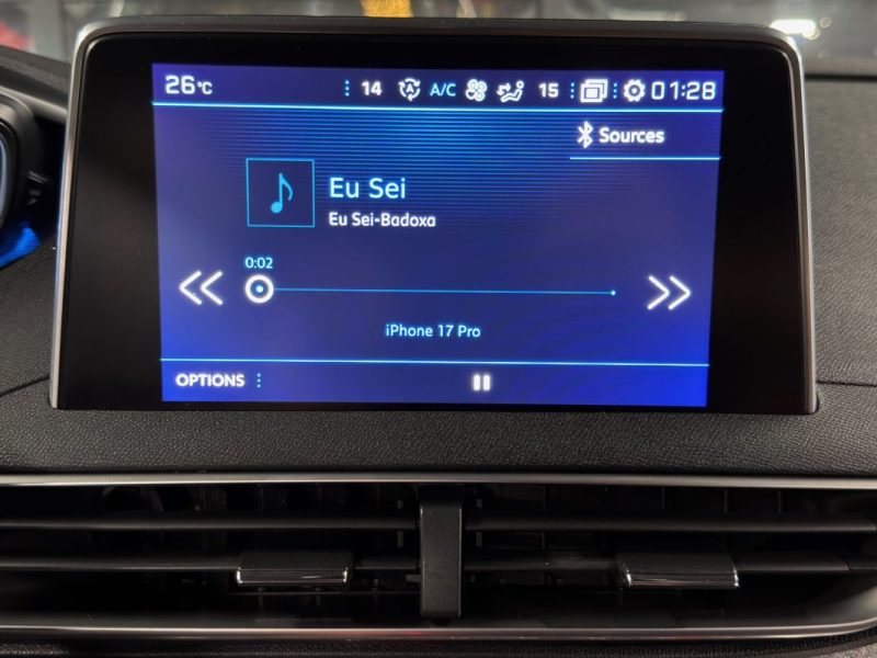 PEUGEOT 3008 II ALLURE 1.2 TURBO 130 Cv APPLE CARPLAY / ATTELAGE BVM6 - GARANTIE 1 AN