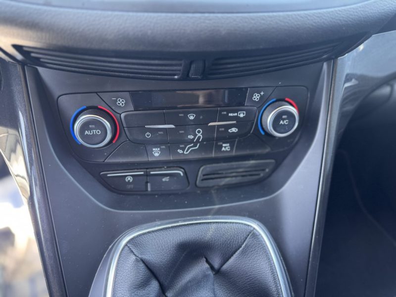 FORD KUGA 1.5 TDCI 120 TITANIUM BVM6 