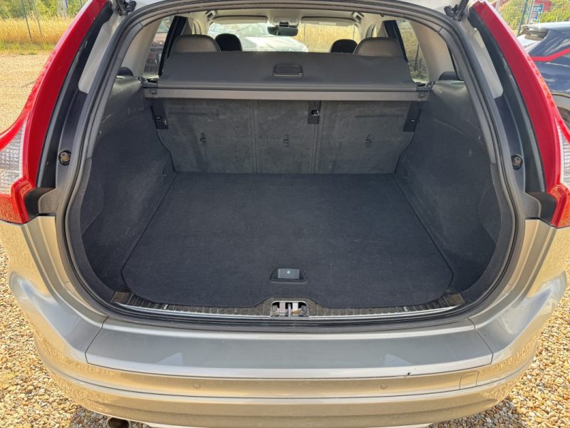 VOLVO XC60 D3 150 CH MOMENTUM BUSINESS GEARTRONIC 