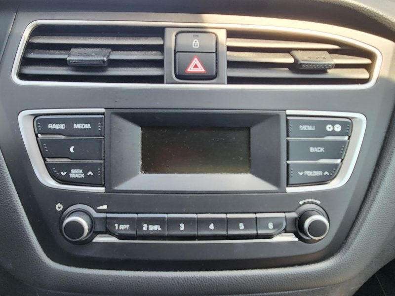 HYUNDAI I20 1,2 ESSENCE 75CH 2019