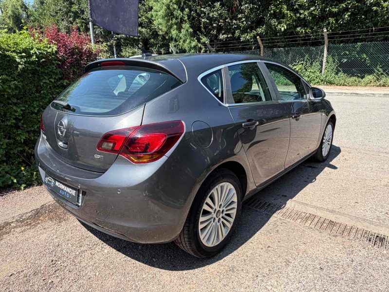 Opel Astra J 1.7 Cdti 125 Cosmo 