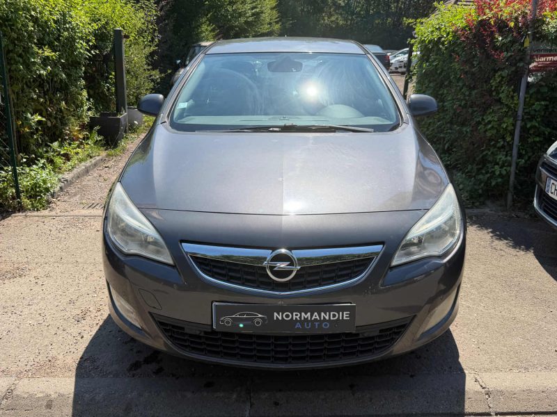 Opel Astra J 1.7 Cdti 125 Cosmo 