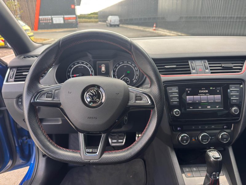 SKODA Octavia Combi VRS 2.0 TDI 16V DSG6 184 cv Boîte auto