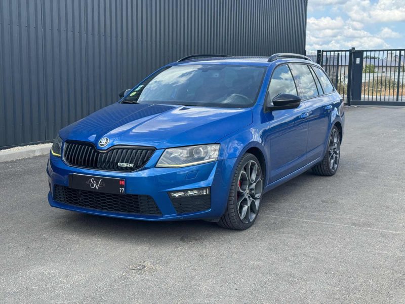 SKODA Octavia Combi VRS 2.0 TDI 16V DSG6 184 cv Boîte auto