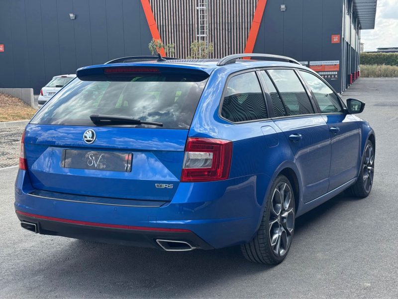 SKODA Octavia Combi VRS 2.0 TDI 16V DSG6 184 cv Boîte auto