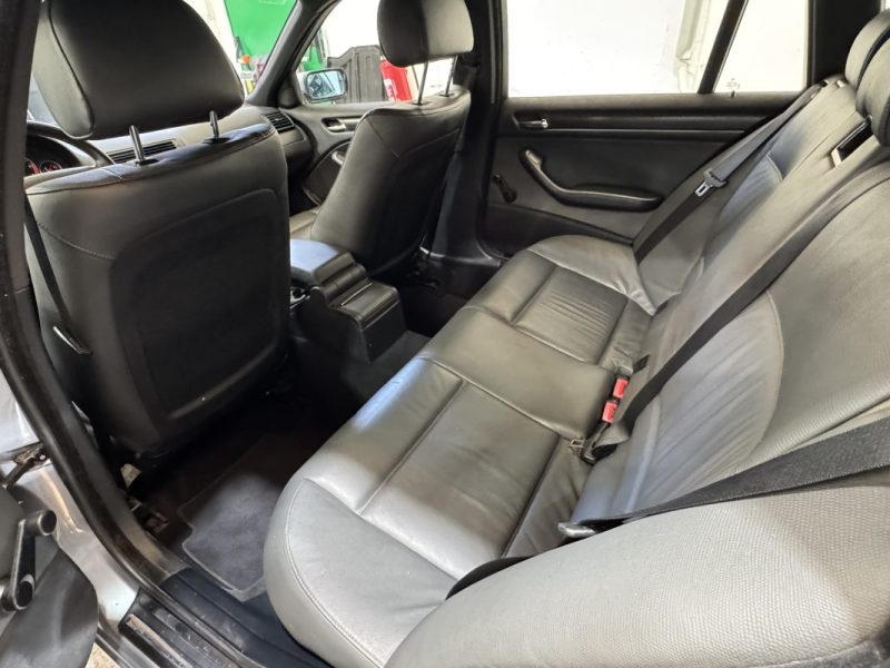 BMW 320 D 150Ch BV6 M47 PACK LUXE FULL OPTIONS GPS/DVD/CLIM/CUIR/REGULATEUR DE VITESSE 1er MAIN 