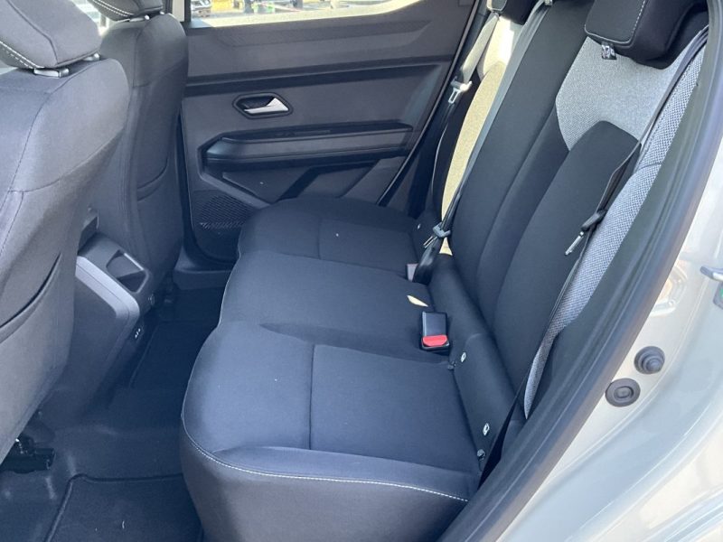 * DISPONIBLE SUR COMMANDE* DACIA DUSTER 1,8 HYBRIDES 155 CV JOURNEY 4X2 
