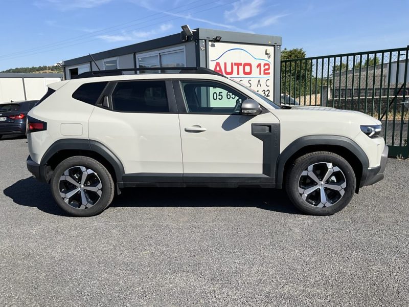 * DISPONIBLE SUR COMMANDE* DACIA DUSTER 1,8 HYBRIDES 155 CV JOURNEY 4X2 