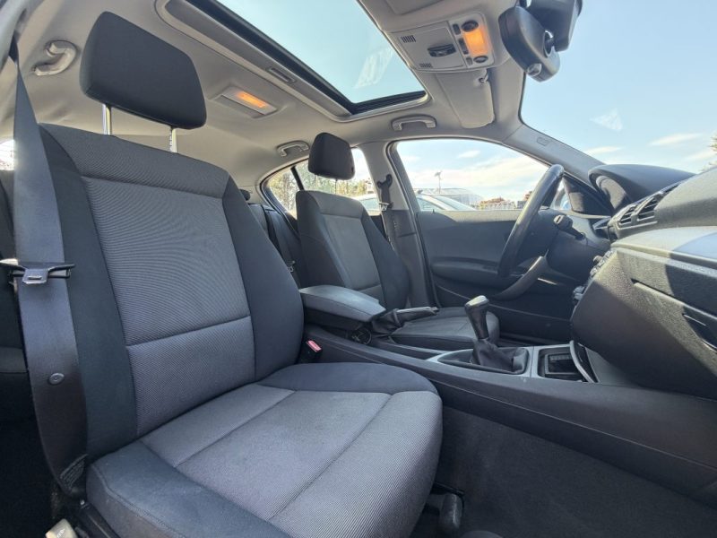 BMW SERIE 1 E87 118I  TOIT OUVRANT FULL ENTRETIEN BMW 2006