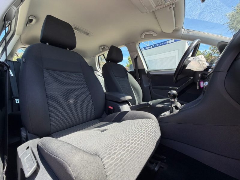 VOLKSWAGEN GOLF VI TRENDLINE 122CH