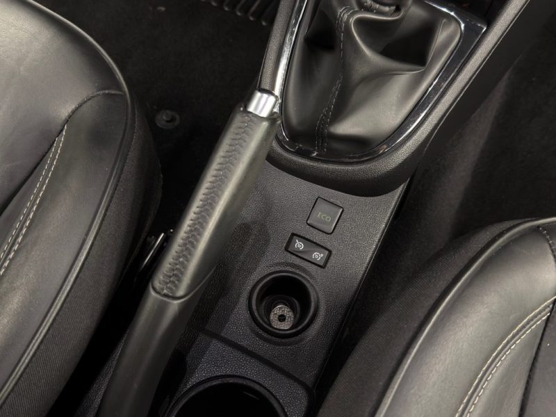 RENAULT CAPTUR PHASE 2 INITIALE PARIS 1.3 TCE 150 BOSE ECRAN TACTILE INTERIEUR CUIR - Garantie 1 an